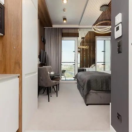 Exceptional Business By Renters Aparthotel 4*