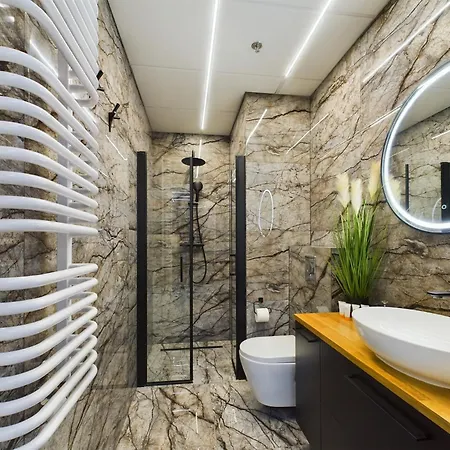 Exceptional Business By Renters 4*