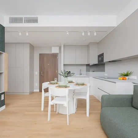 Exceptional Business By Renters شقة فندقية وارسو