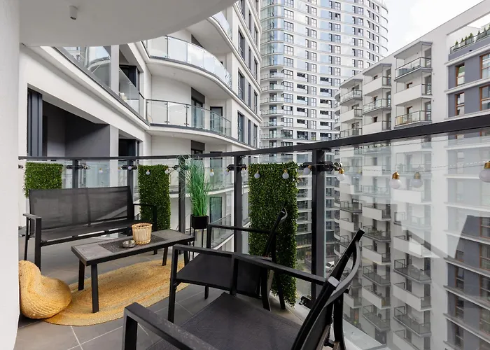 Aparthotel Exceptional Business By Renters 4*