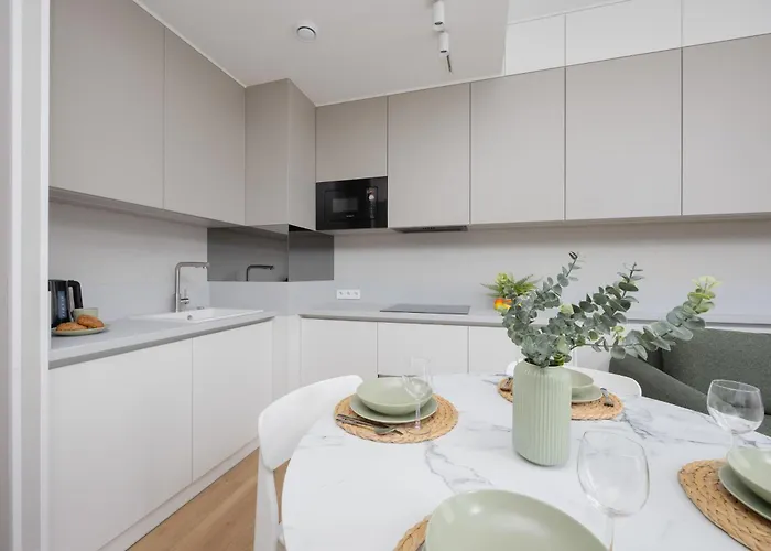 Exceptional Business By Renters Warschau