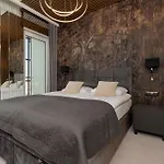 Aparthotel Exceptional Business By Renters 4*