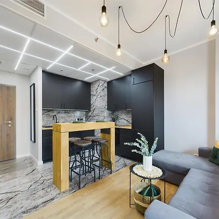 Apartmanhotel Exceptional Business By Renters 4*