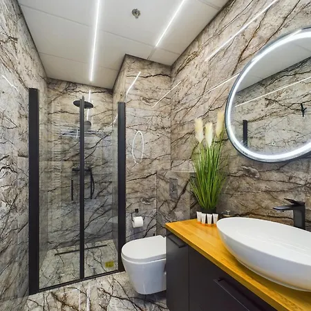 Exceptional Business By Renters 4* Varsó