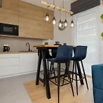 Exceptional Business By Renters 4* 华沙